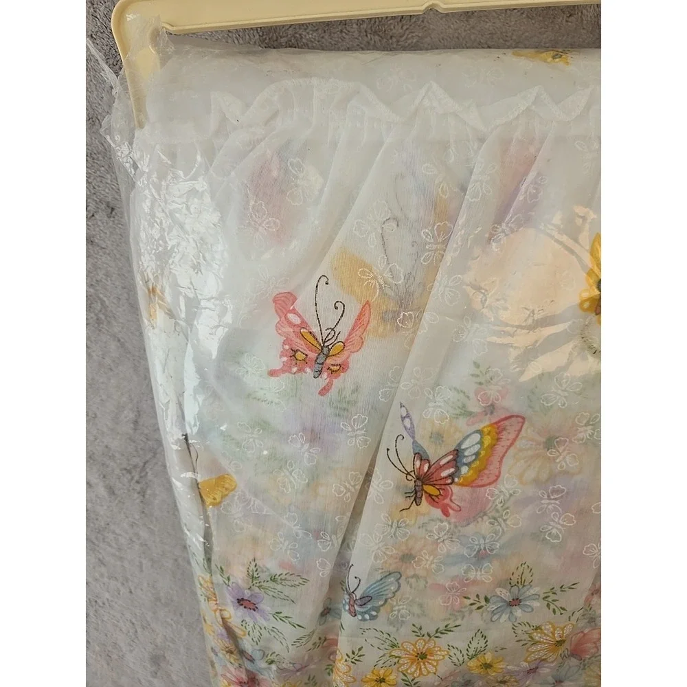 Quilted Cottage Core Country‎ Butterflies Flowers Full Ruffled Bedspread 80s
